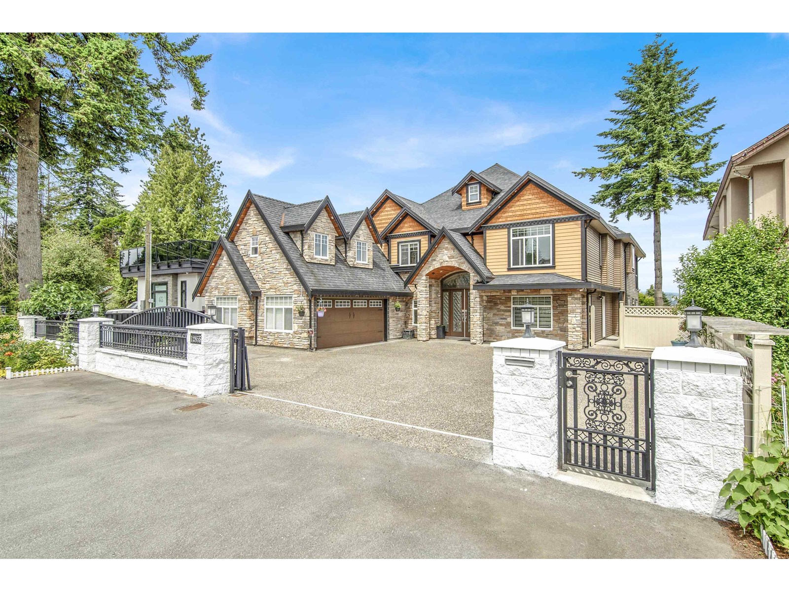 Property at 12855 107A AVENUE image 3