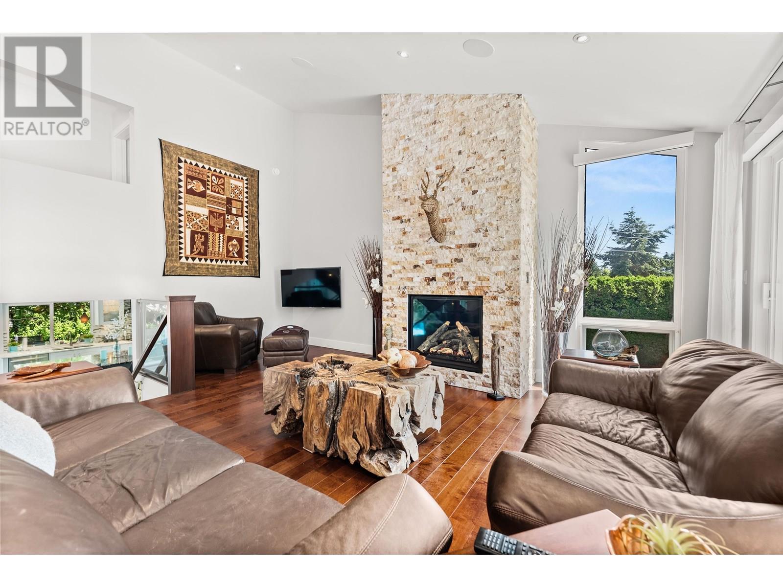 Property at 1110 PACIFIC DRIVE image 5