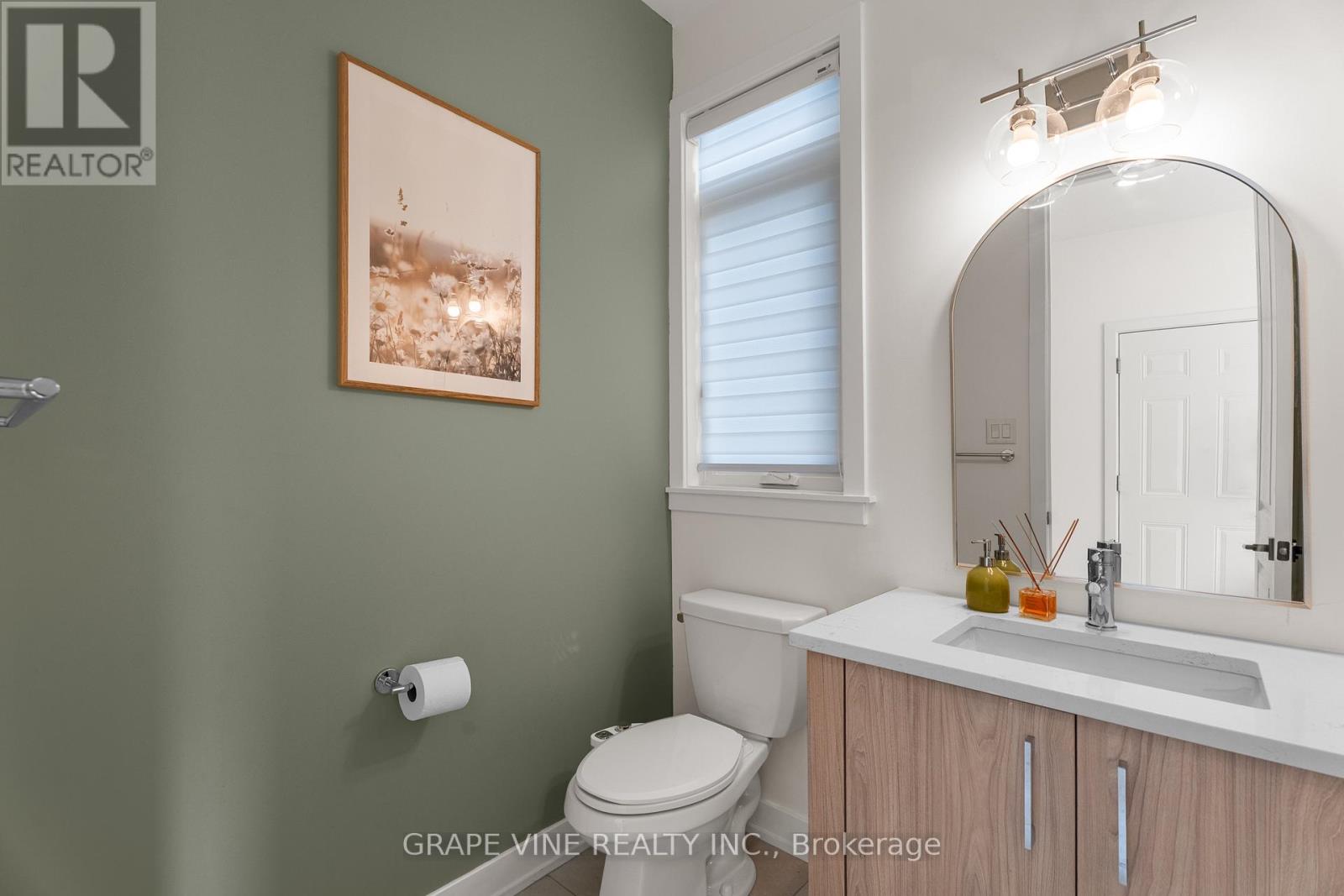 Property at 701 ODYSSEY WAY image 4
