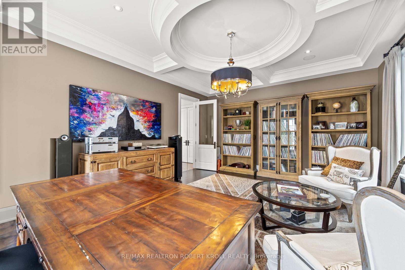 50 Evita Court, Vaughan, Ontario  L4J 8K6 - Photo 7 - N12228400