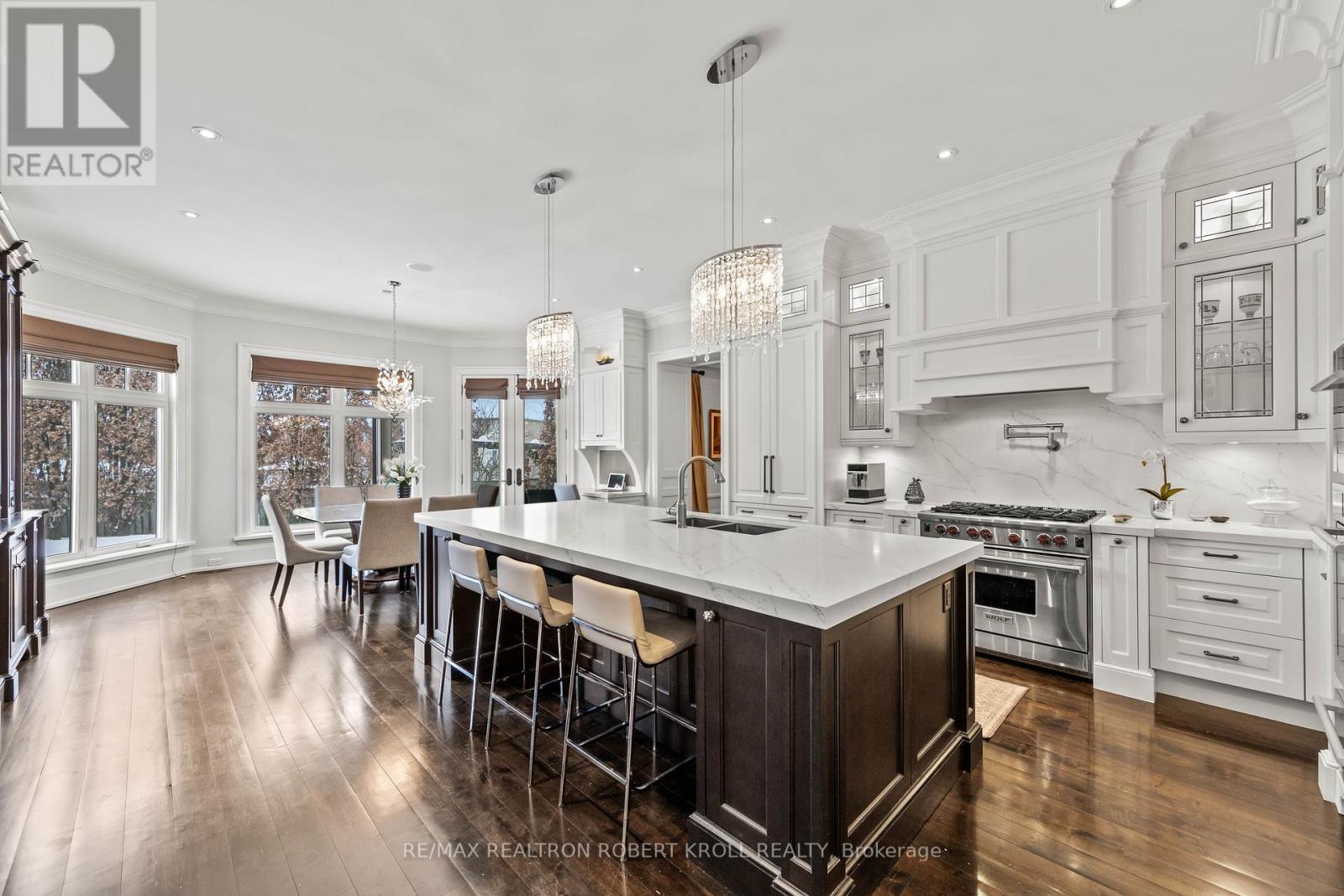 50 Evita Court, Vaughan, Ontario  L4J 8K6 - Photo 14 - N12228400