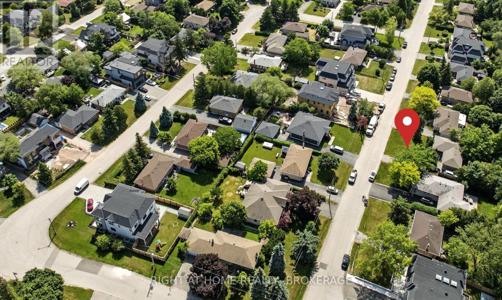 542 Trudale Court, Oakville (Wo West), Ontario  L6L 4H1 - Photo 22 - W12227387