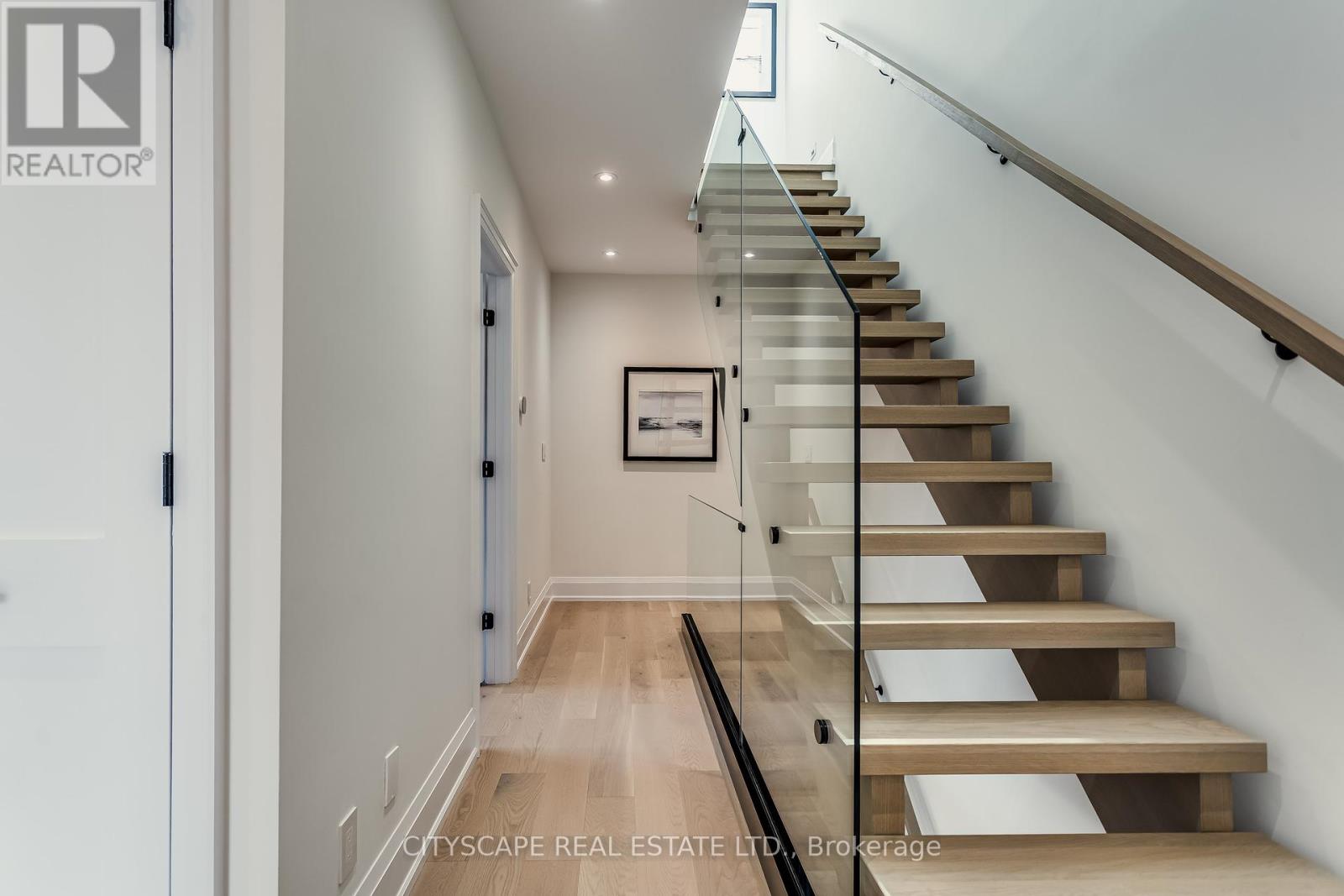 372 Briar Hill Avenue, Toronto (Lawrence Park South), Ontario  M4R 1J2 - Photo 17 - C12229938