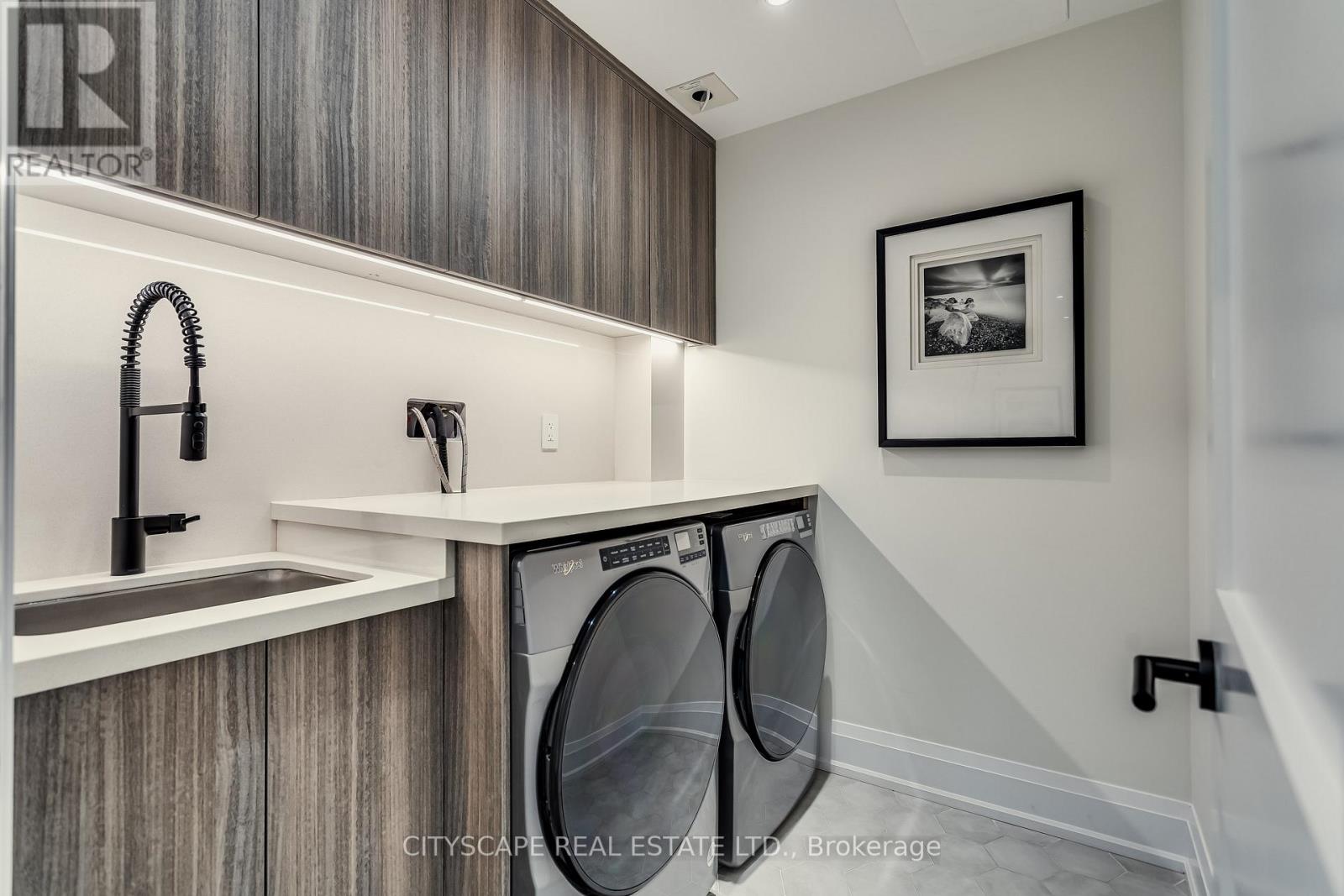 372 Briar Hill Avenue, Toronto (Lawrence Park South), Ontario  M4R 1J2 - Photo 23 - C12229938
