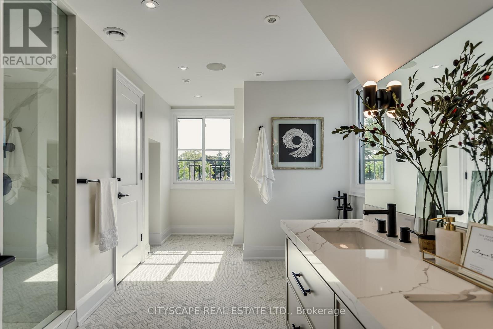 372 Briar Hill Avenue, Toronto (Lawrence Park South), Ontario  M4R 1J2 - Photo 26 - C12229938