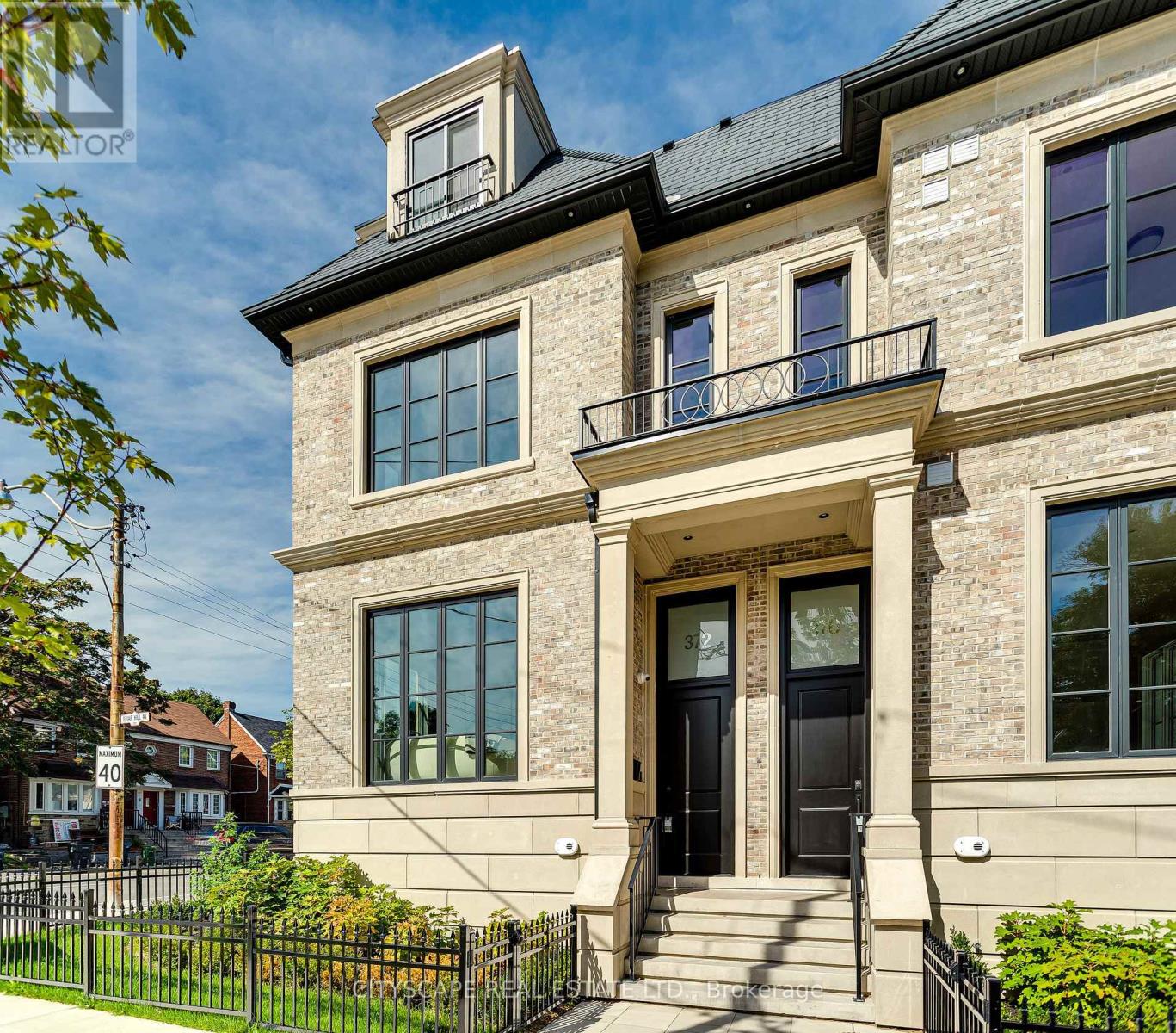 Property at 372 BRIAR HILL AVENUE image 3