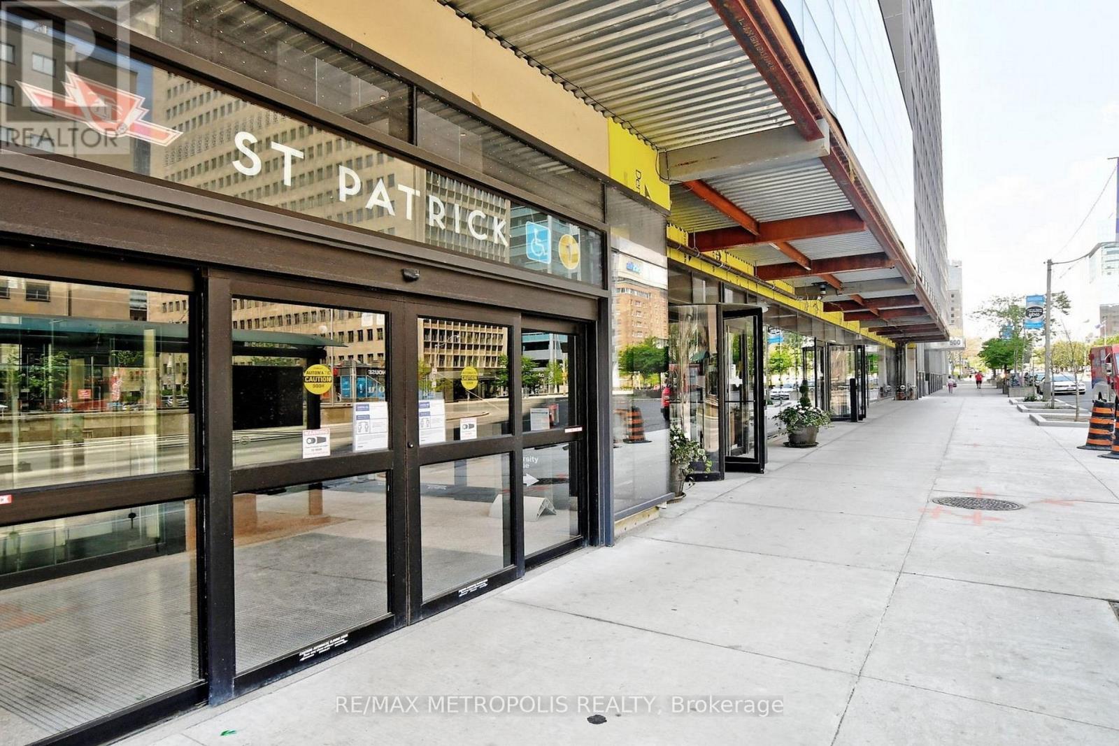2102 - 488 University Avenue, Toronto, Ontario  M5G 0C1 - Photo 49 - C12230046
