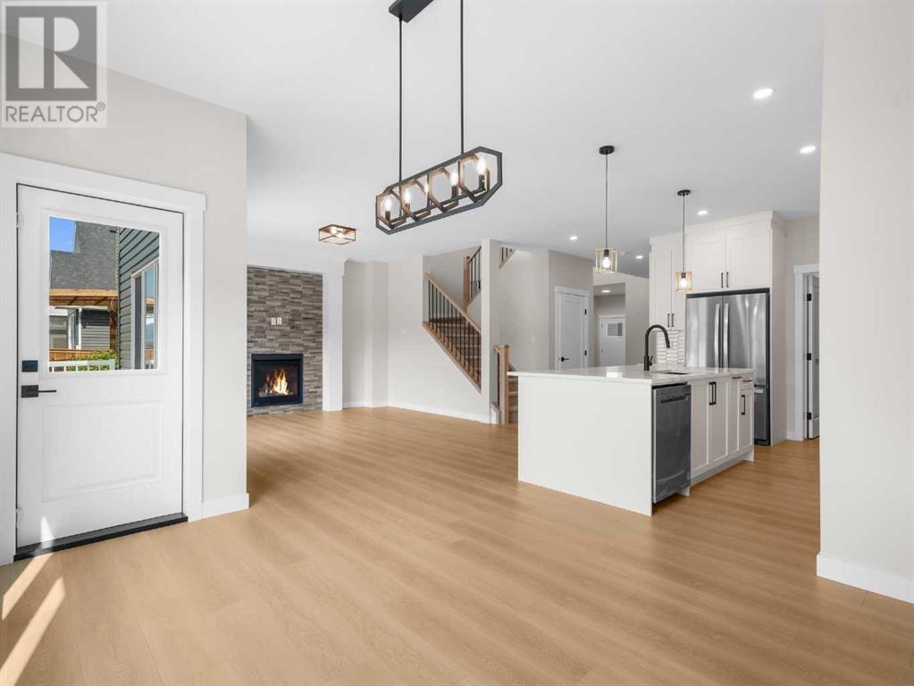 Property at 456 Rivercrest View image 4