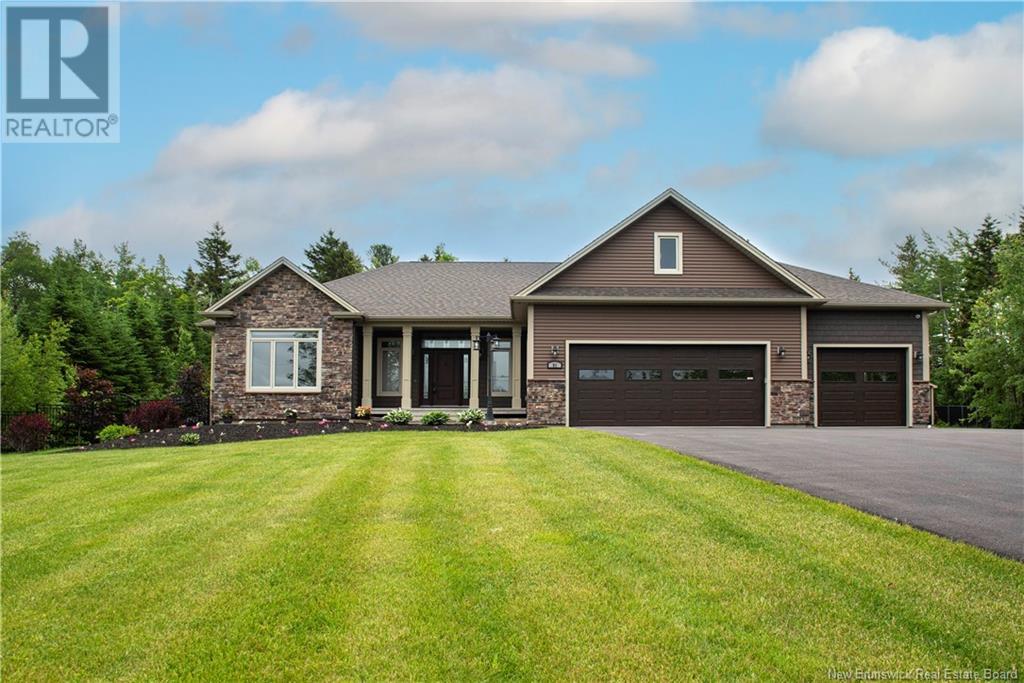 Property at 91 Isabelle Avenue image 2