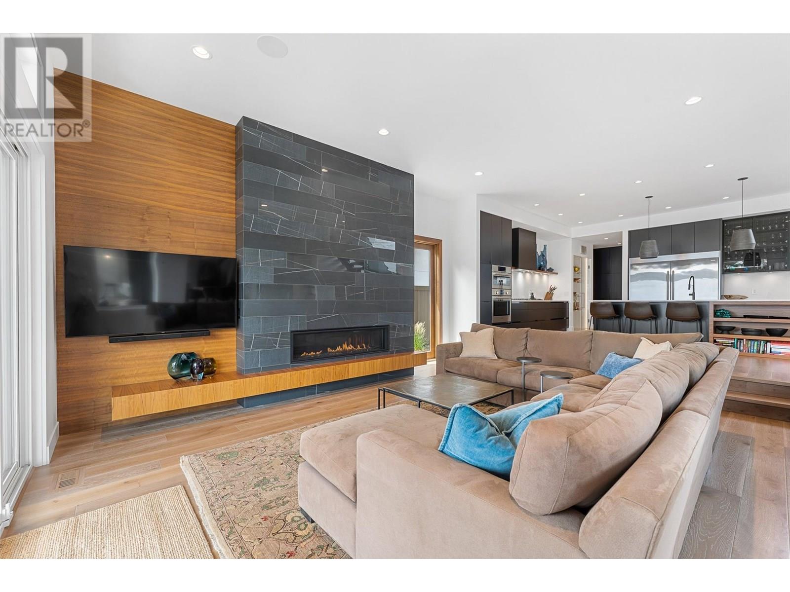 Property at 9708 Benchland Drive image 4