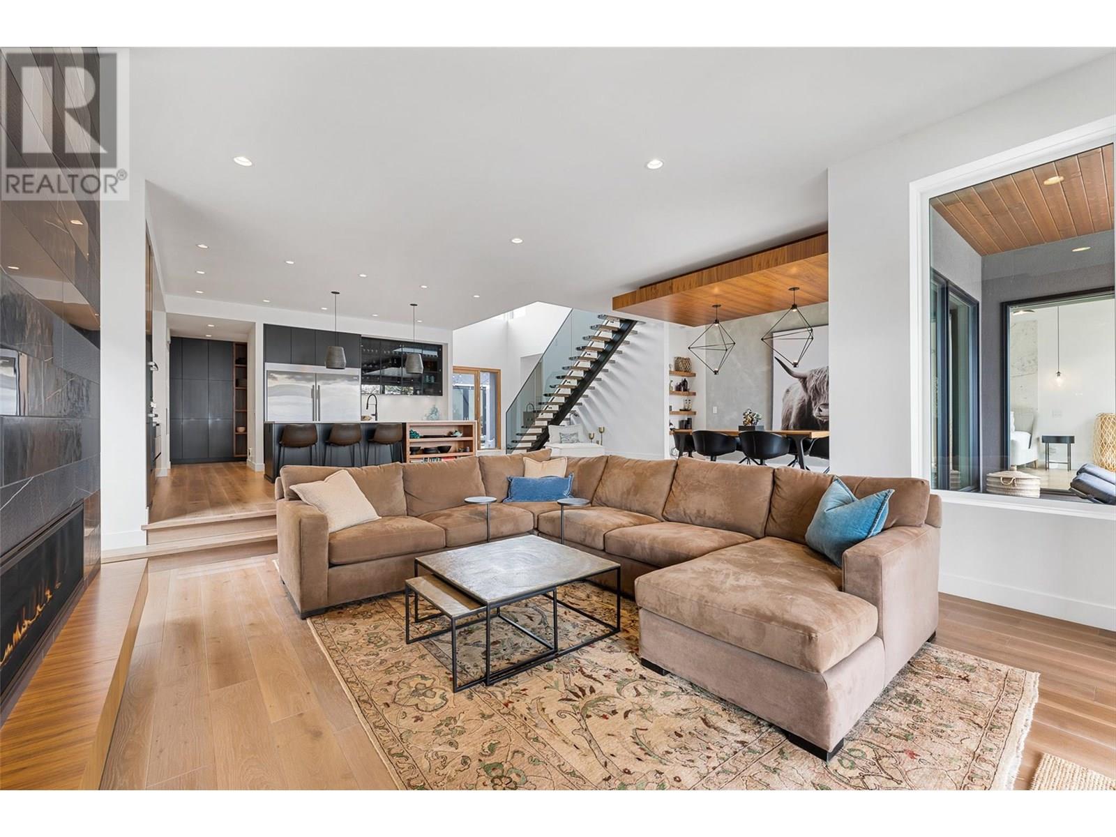 Property at 9708 Benchland Drive image 5