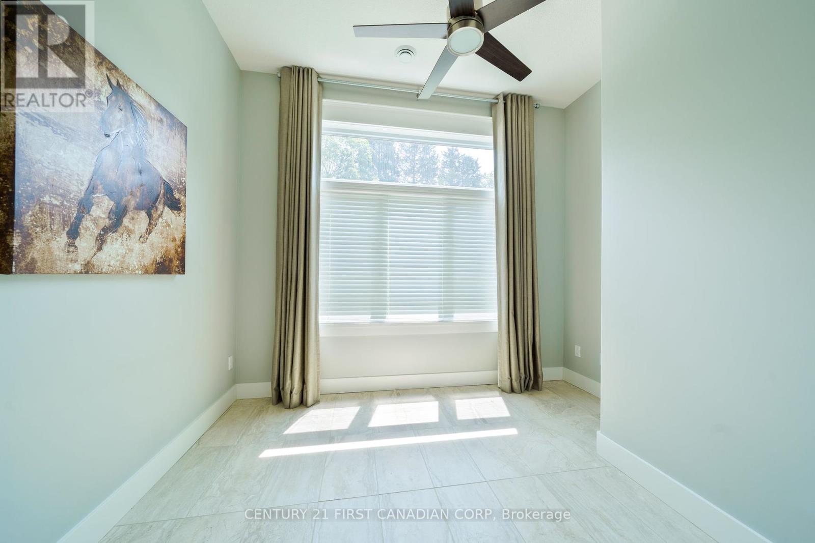 5144 Cedarview Drive, Lambton Shores, Ontario  N0N 1J0 - Photo 12 - X12230196