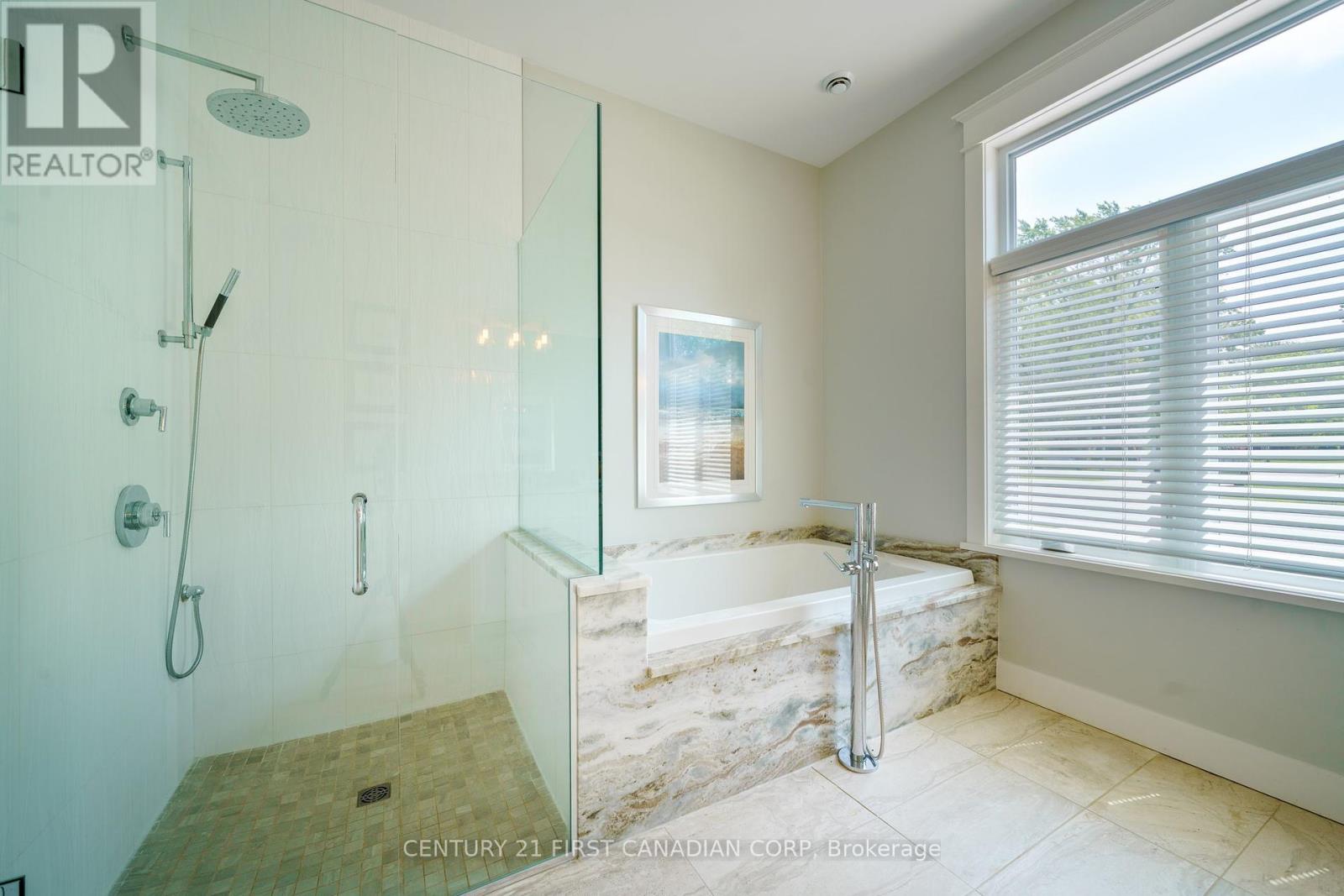 5144 Cedarview Drive, Lambton Shores, Ontario  N0N 1J0 - Photo 21 - X12230196