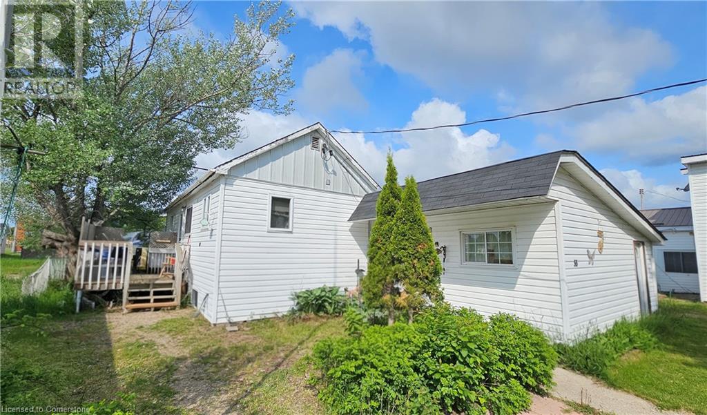 55 Poupore Street, Gogama, Ontario  P0M 1W0 - Photo 2 - 40733343