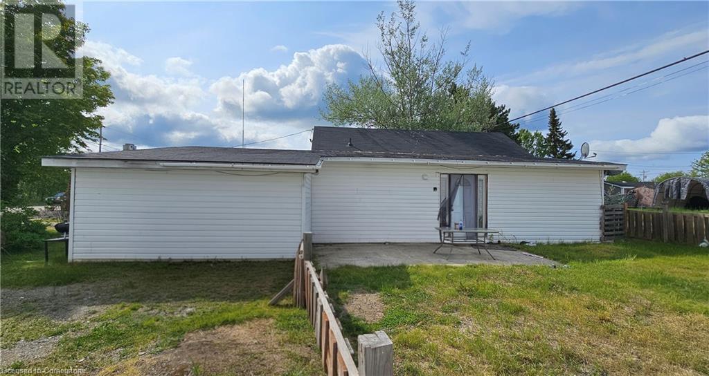 55 Poupore Street, Gogama, Ontario  P0M 1W0 - Photo 3 - 40733343