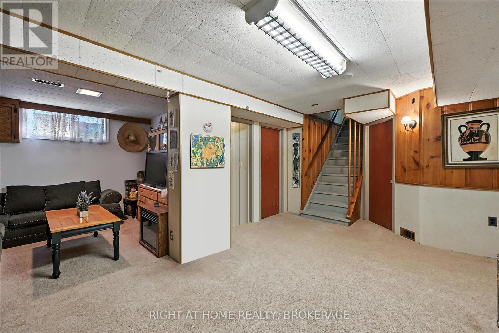 542 Trudale Court, Oakville (Wo West), Ontario  L6L 4H1 - Photo 14 - W12227387