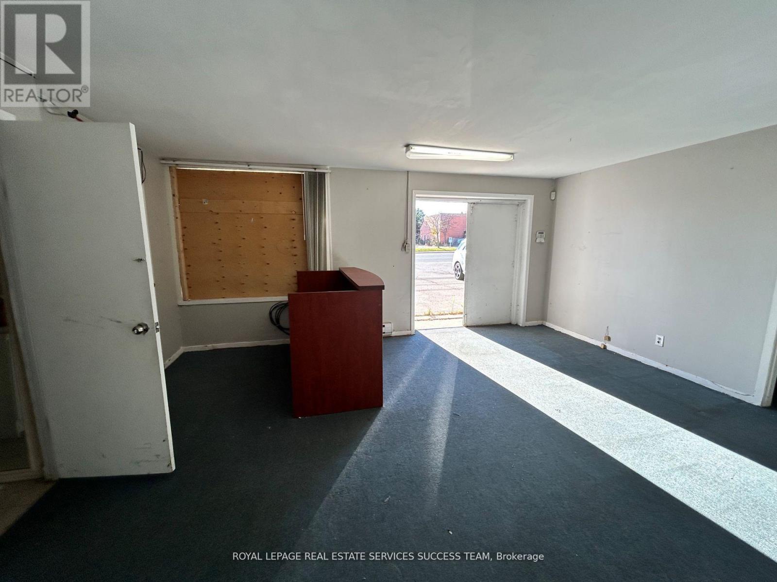 3-6 - 3455 Wolfedale Road, Mississauga, Ontario  L5C 1V8 - Photo 4 - W12229959