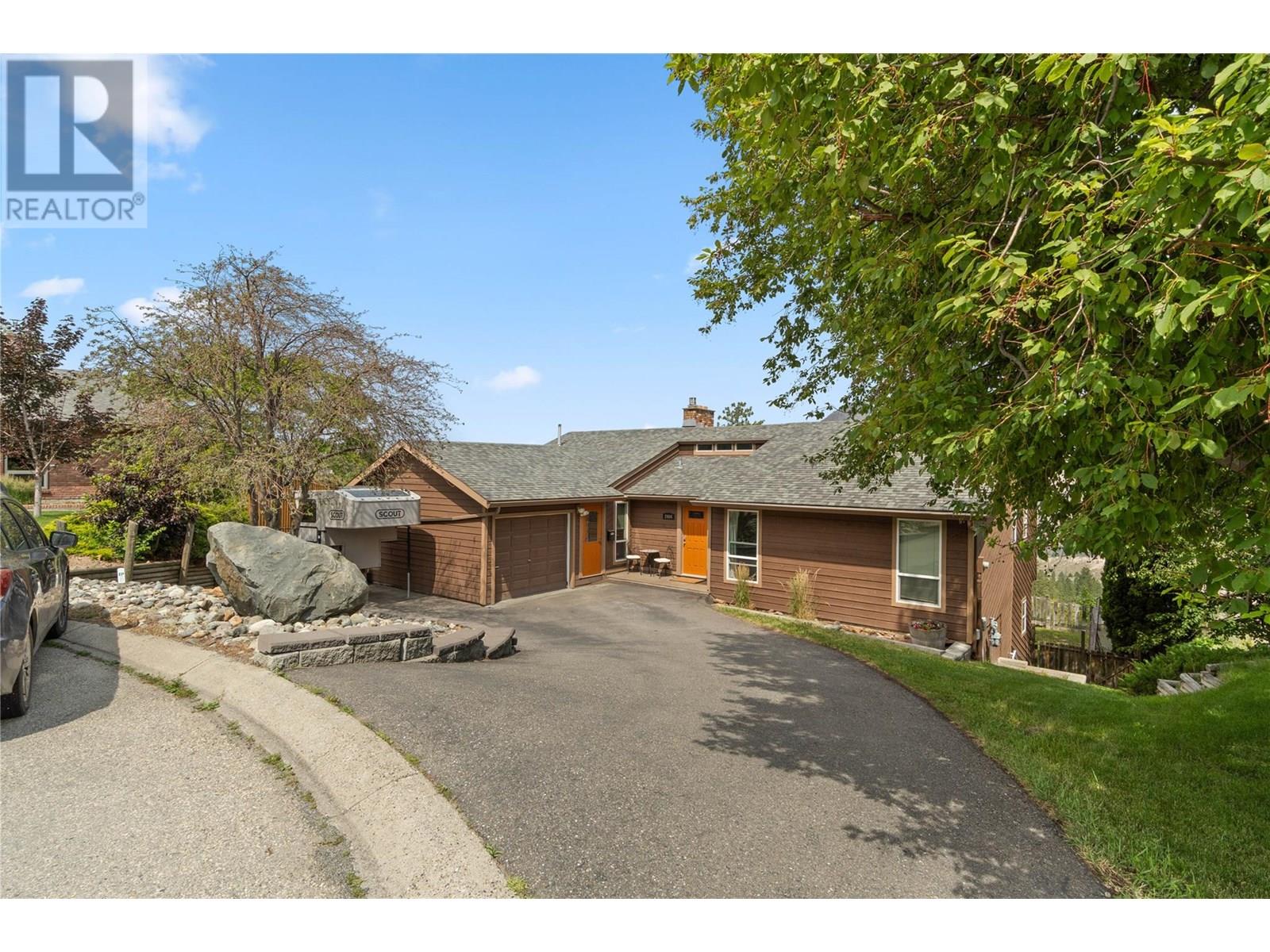 Property at 2404 Bella Coola Court image 3