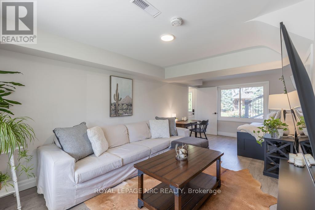25 Victor Boulevard, St. Catharines, Ontario  L2T 2B4 - Photo 33 - X12229946