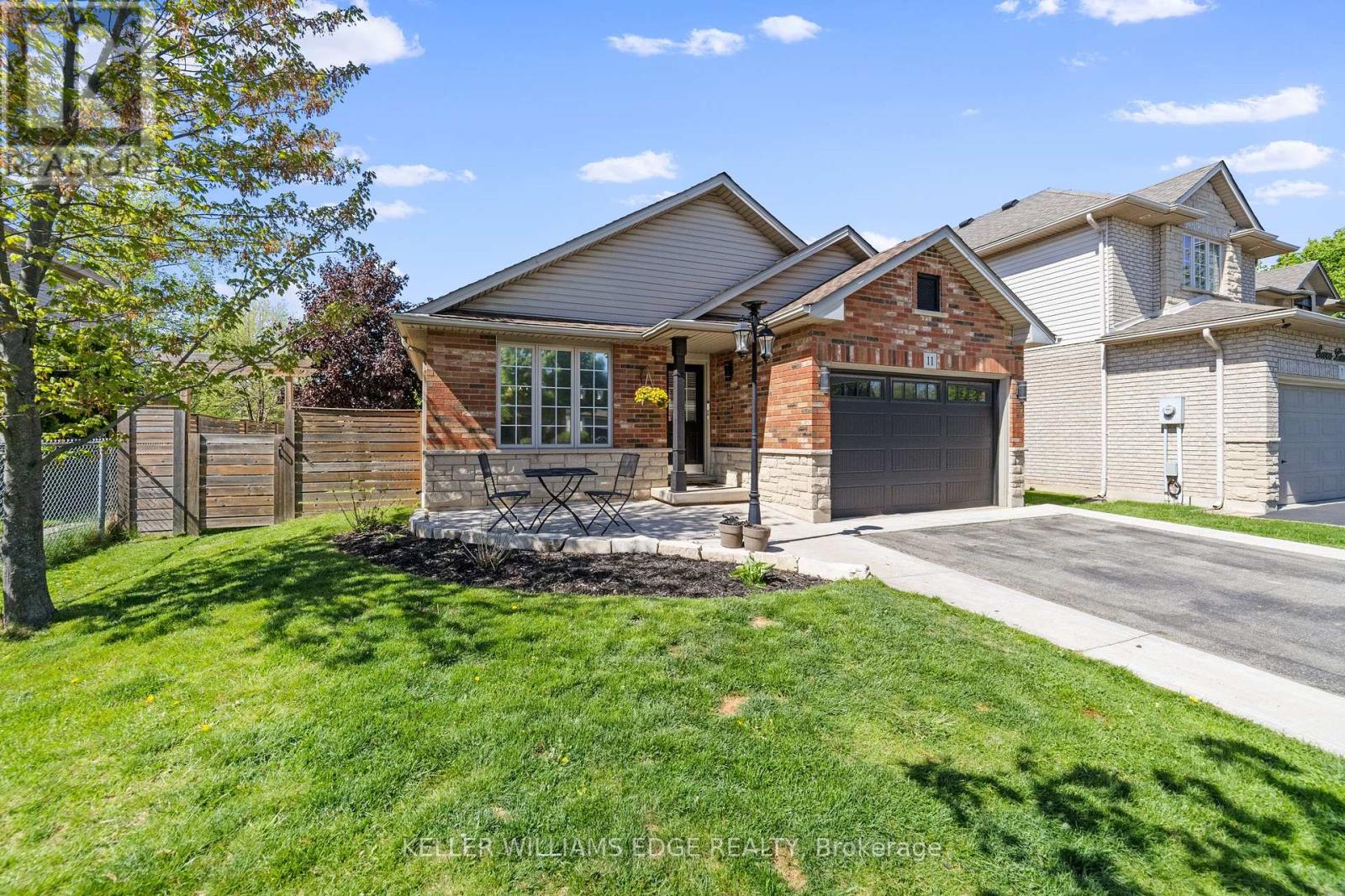 Property at 11 LIAM DRIVE image 1