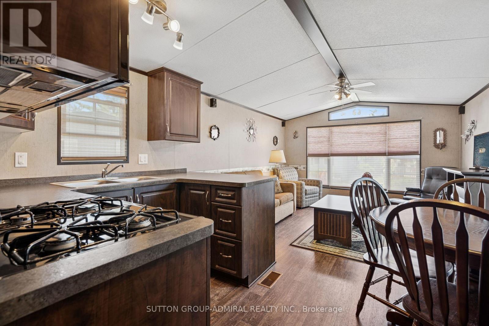 70 - 1082 Shamrock Marina Road, Gravenhurst (Morrison), Ontario  P0E 1G0 - Photo 16 - X12230136