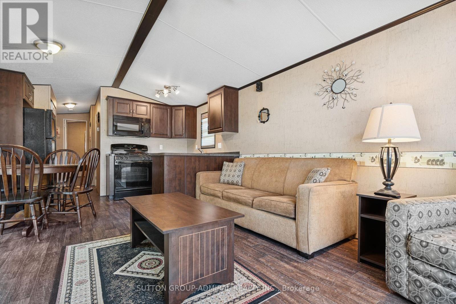 70 - 1082 Shamrock Marina Road, Gravenhurst (Morrison), Ontario  P0E 1G0 - Photo 19 - X12230136