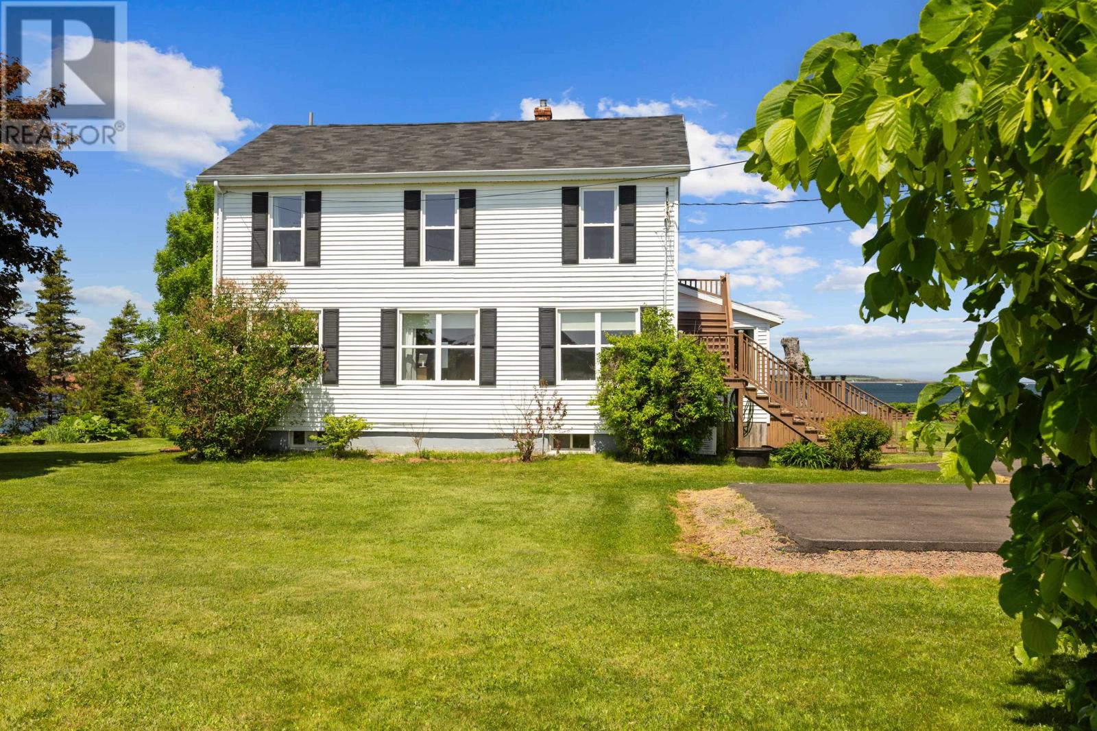 Property at 9822 Cavendish Road image 4