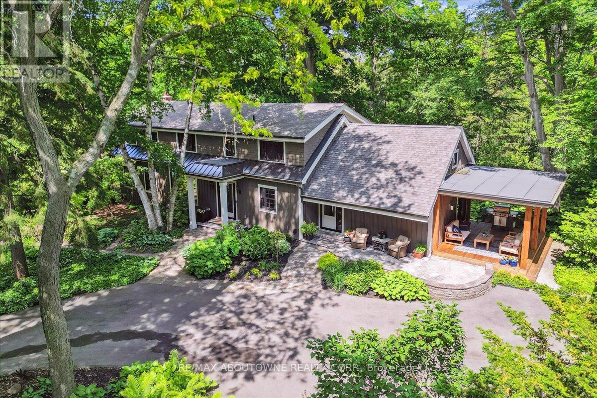 Property at 5031 LAKESHORE ROAD image 1