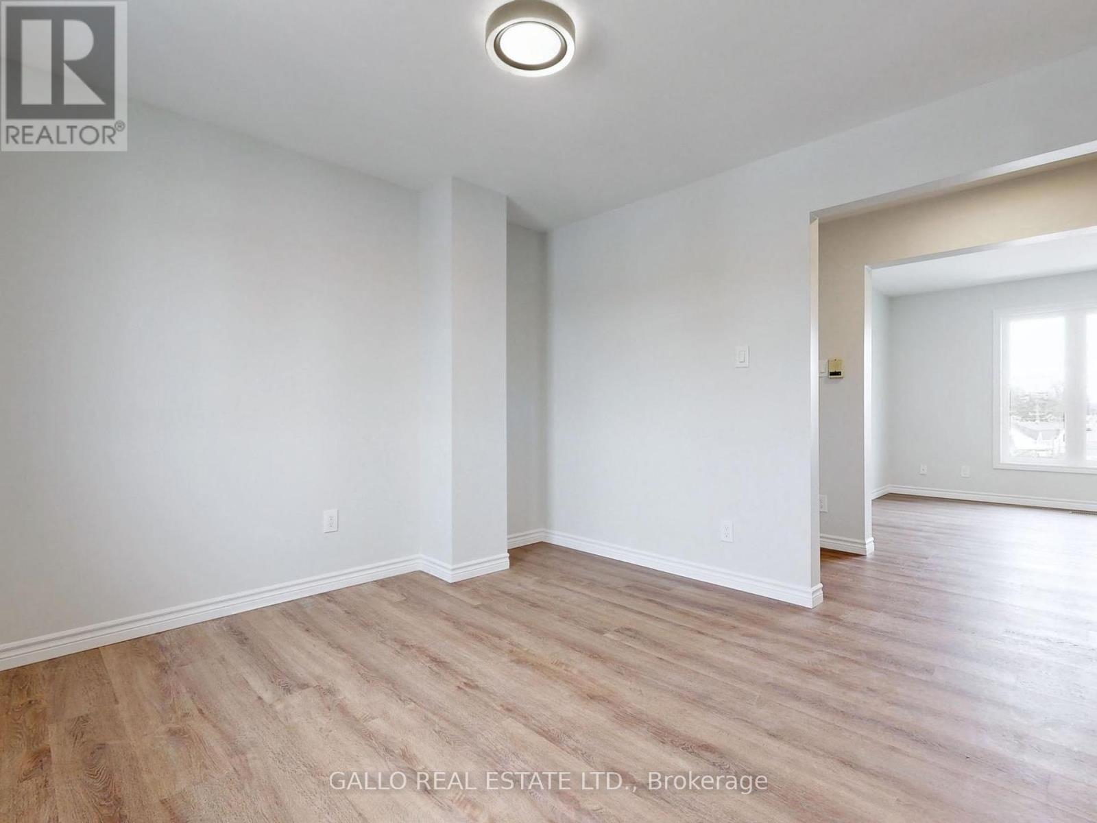 40 Ash Street, Uxbridge, Ontario  L9P 1E2 - Photo 4 - N12219557