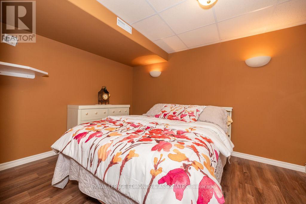 1315 Blakely Crescent W, Pembroke, Ontario  K8A 6Z9 - Photo 26 - X12230355