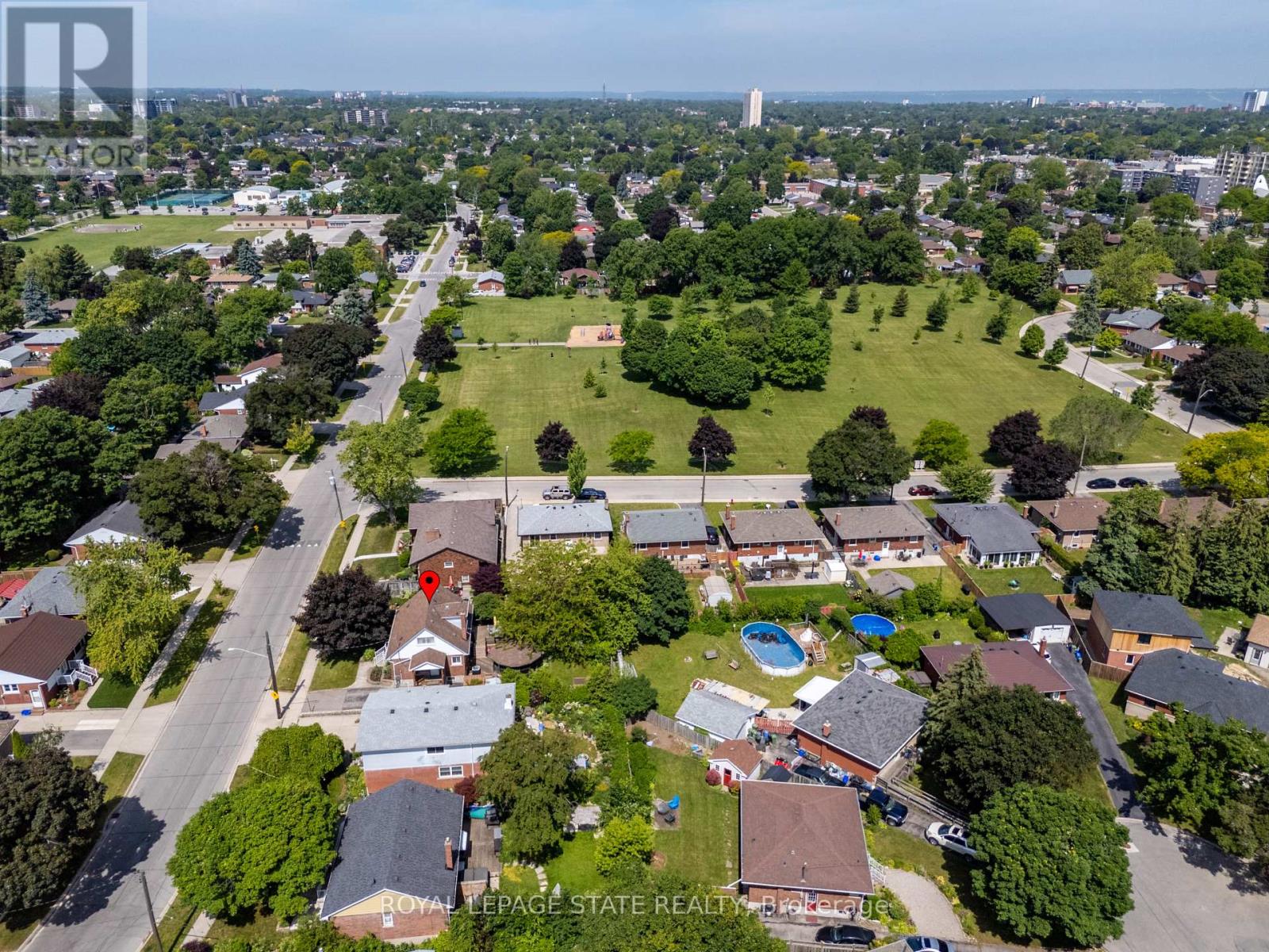 129 Broker Drive, Hamilton, Ontario  L8T 2B9 - Photo 35 - X12229785