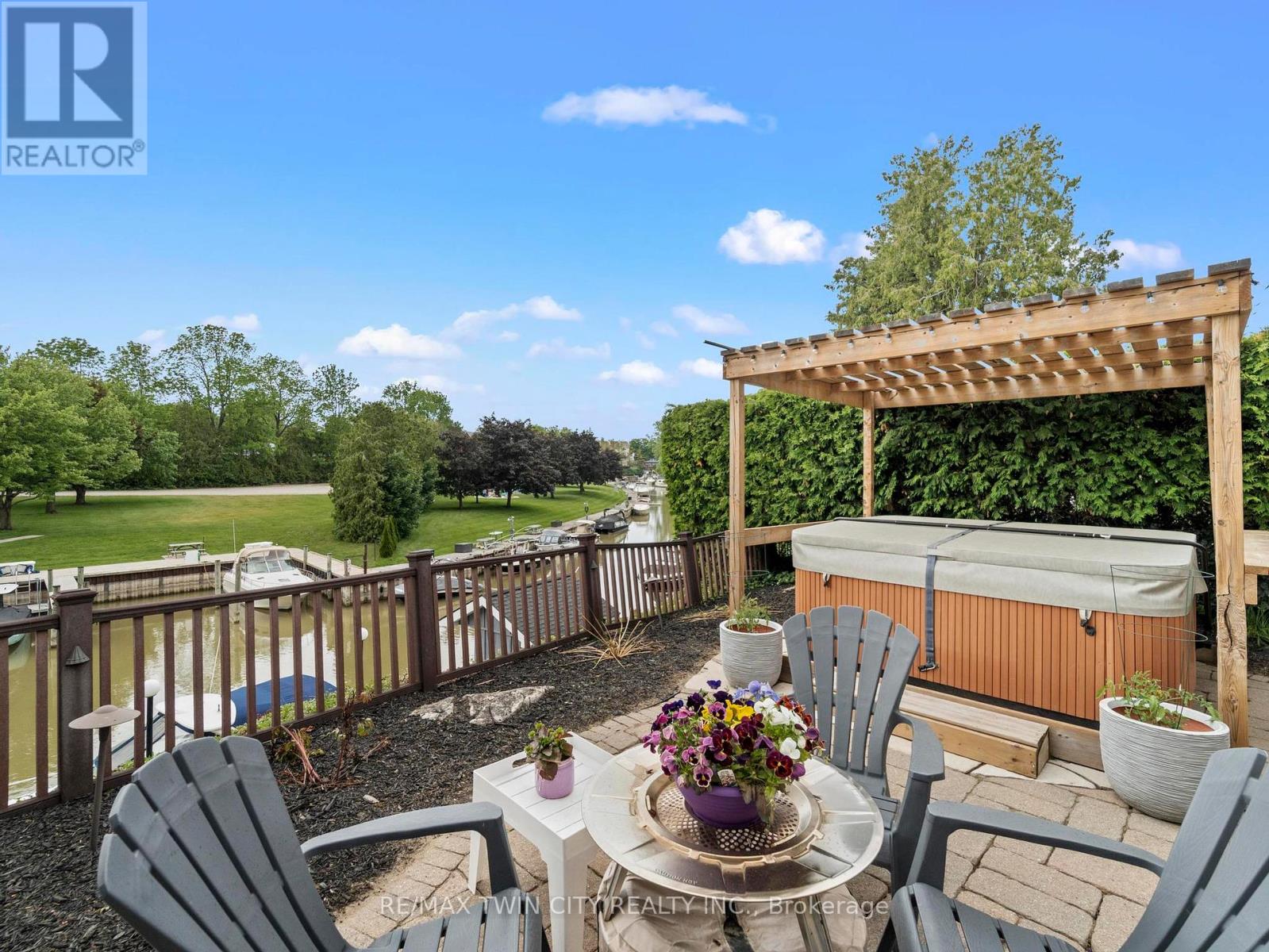 49 Gill Road, Lambton Shores (Grand Bend), Ontario  N0M 1T0 - Photo 34 - X12230237