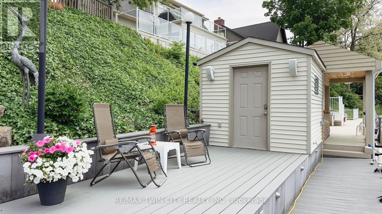 49 Gill Road, Lambton Shores (Grand Bend), Ontario  N0M 1T0 - Photo 39 - X12230237