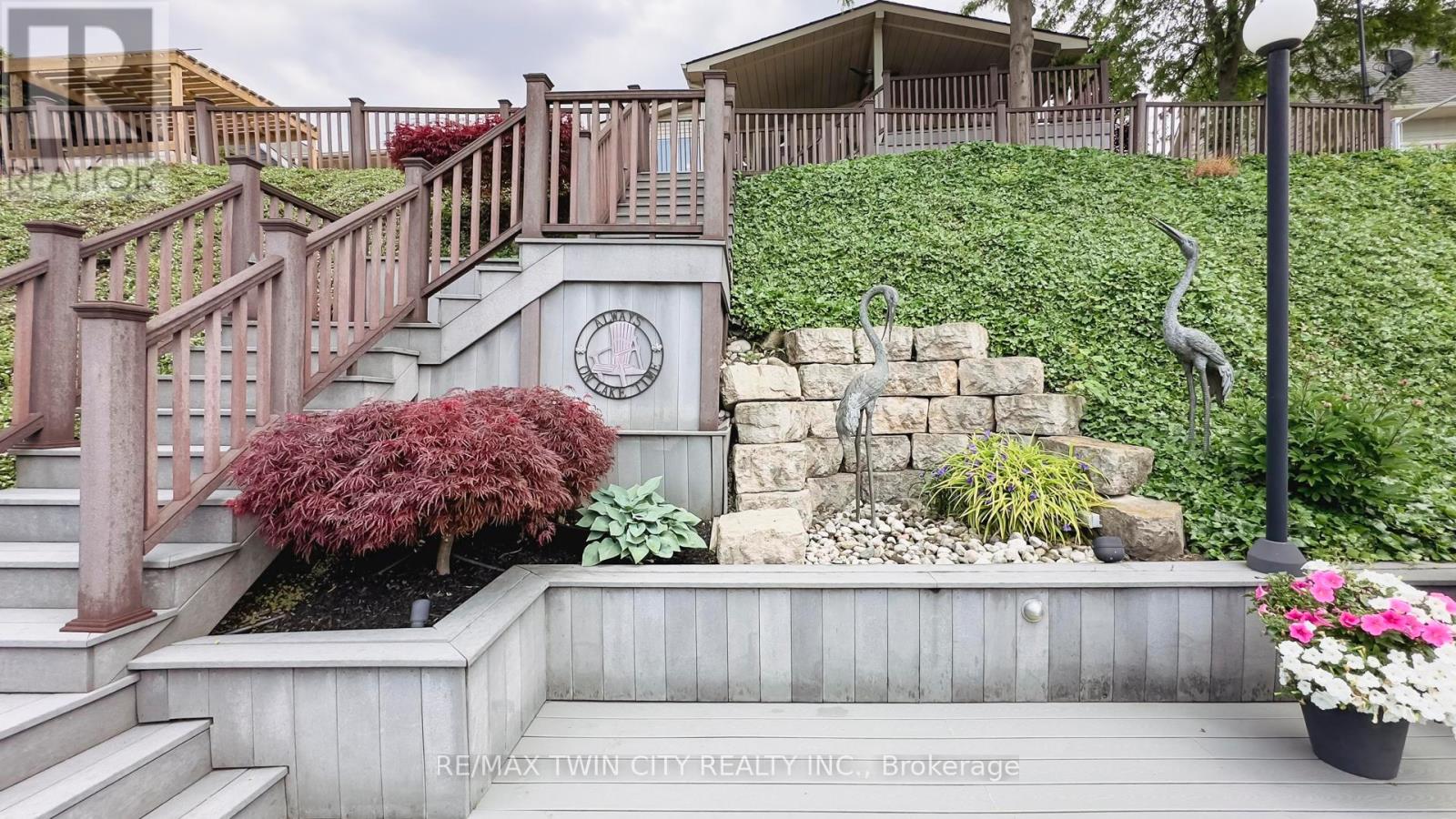 49 Gill Road, Lambton Shores (Grand Bend), Ontario  N0M 1T0 - Photo 40 - X12230237