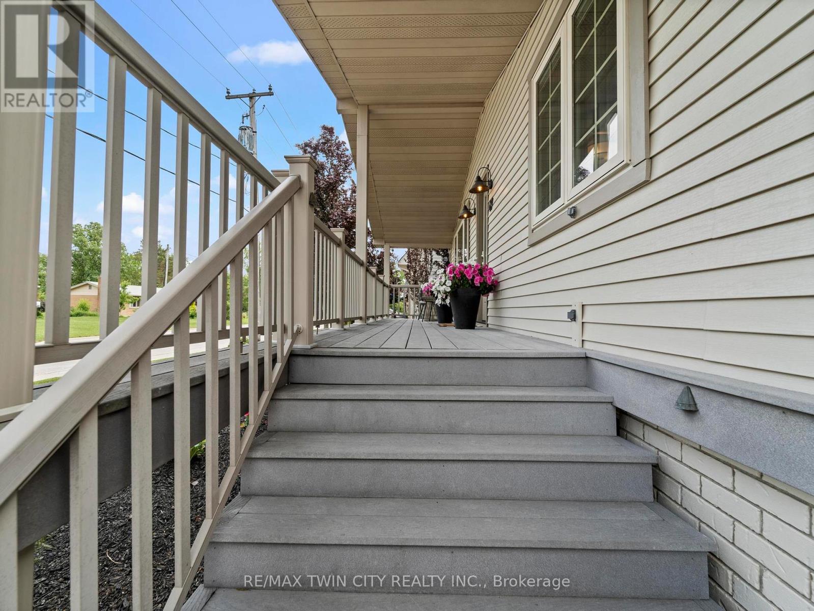 49 Gill Road, Lambton Shores (Grand Bend), Ontario  N0M 1T0 - Photo 7 - X12230237