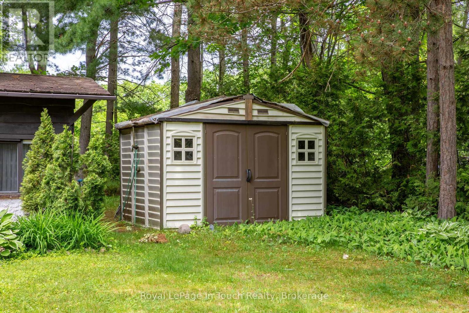 62 Tucson Road, Tiny, Ontario  L9M 0B6 - Photo 9 - S12230375