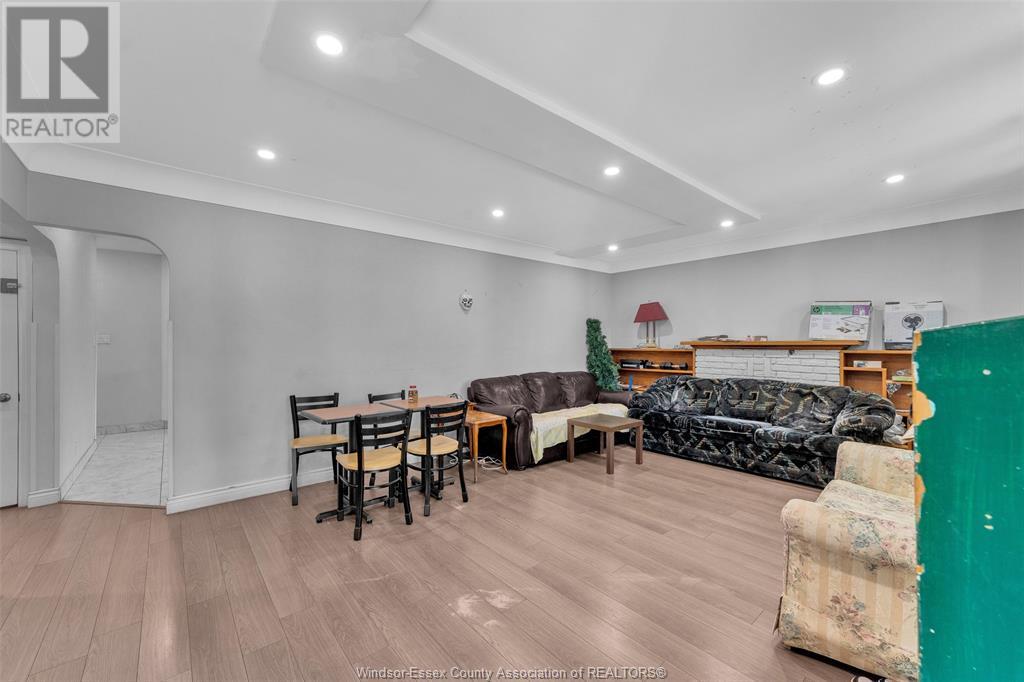 Property at 559 VANIER image 2