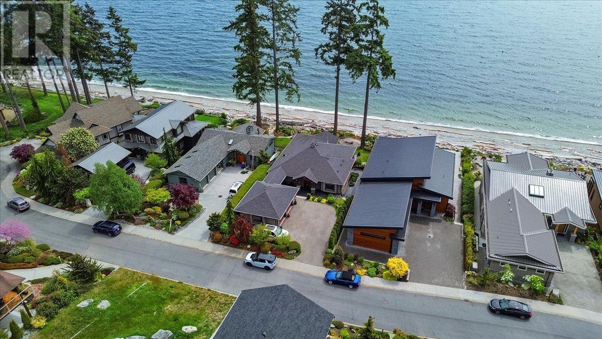 6015 Silverstone Lane, Sechelt, British Columbia  V7Z 0T8 - Photo 4 - R3004234