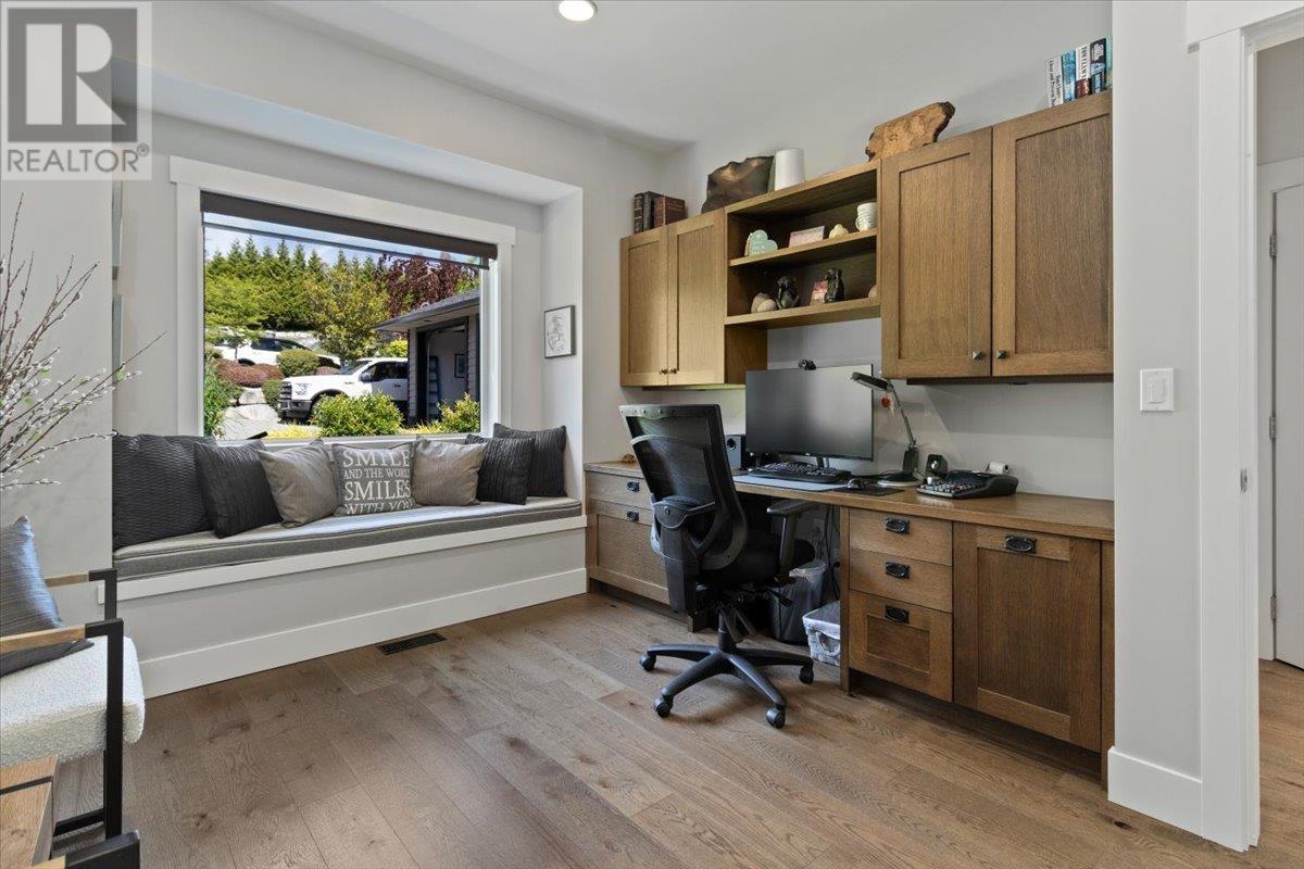 6015 Silverstone Lane, Sechelt, British Columbia  V7Z 0T8 - Photo 24 - R3004234
