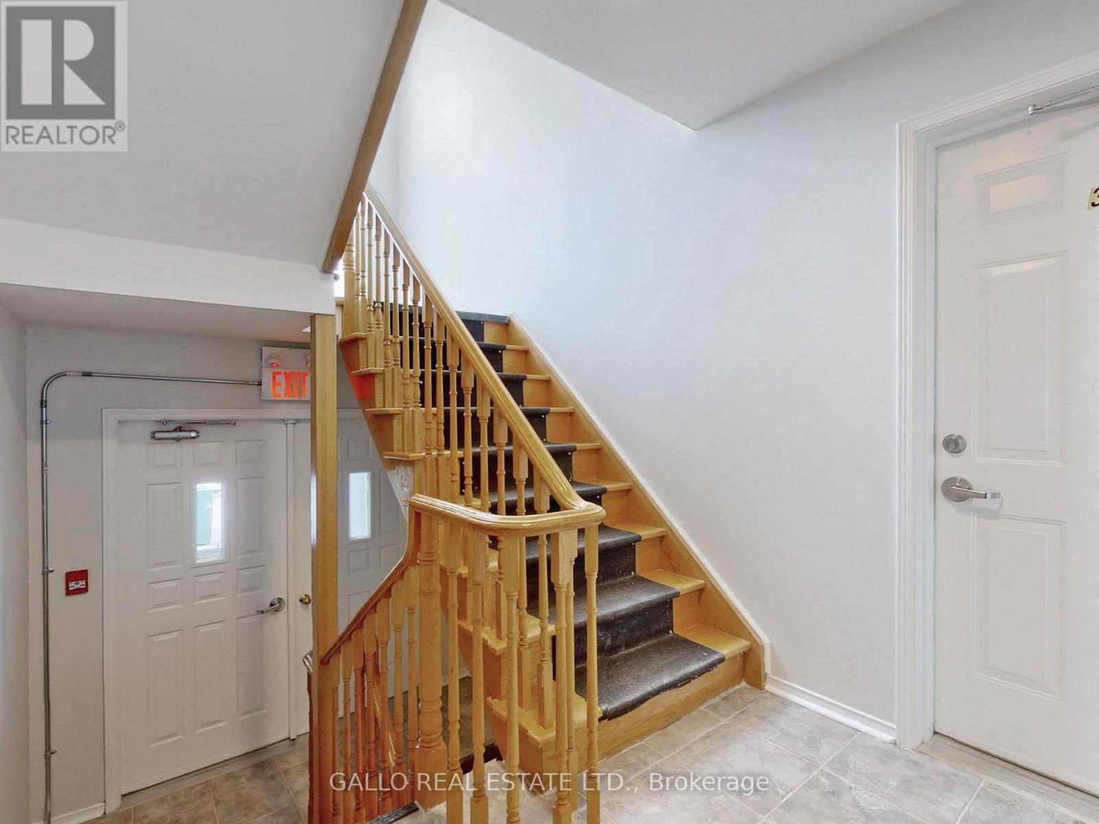 40 Ash Street, Uxbridge, Ontario  L9P 1E2 - Photo 2 - N12219528