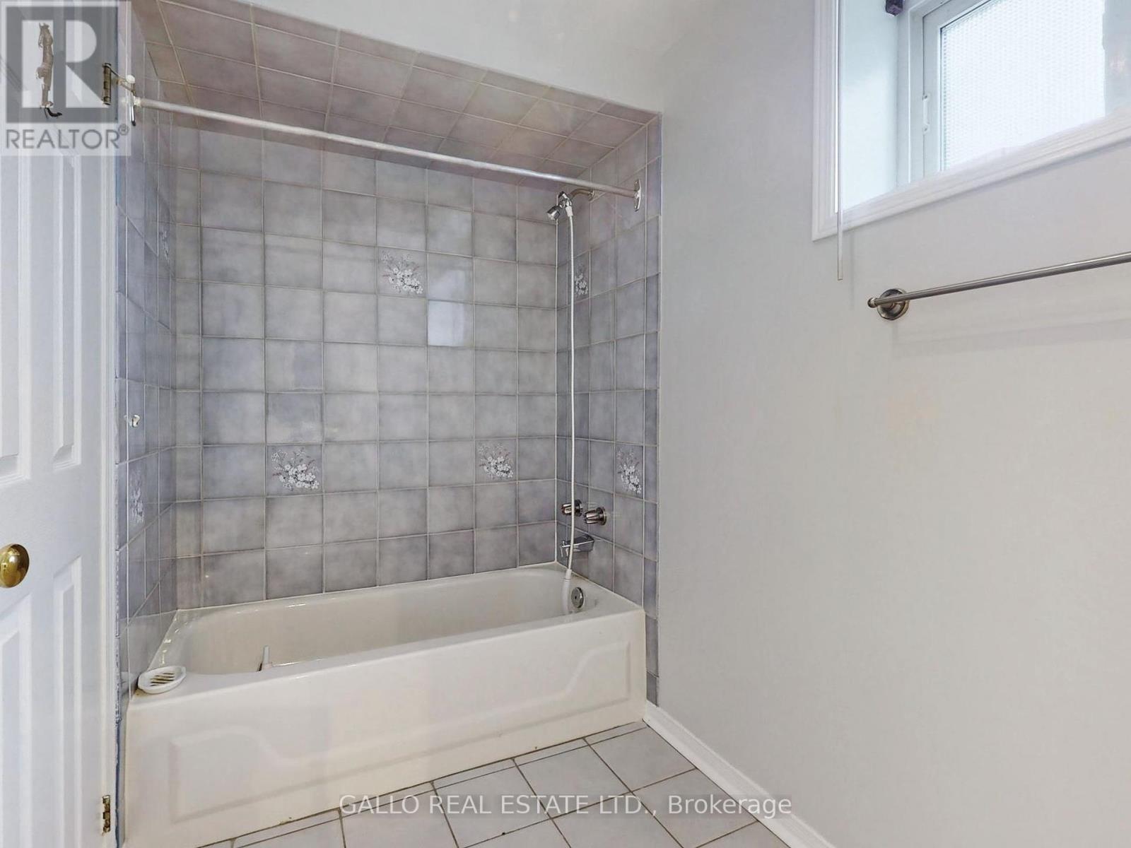 40 Ash Street, Uxbridge, Ontario  L9P 1E2 - Photo 18 - N12219528