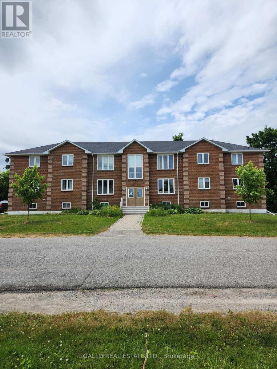 40 Ash Street, Uxbridge, Ontario  L9P 1E2 - Photo 1 - N12219557