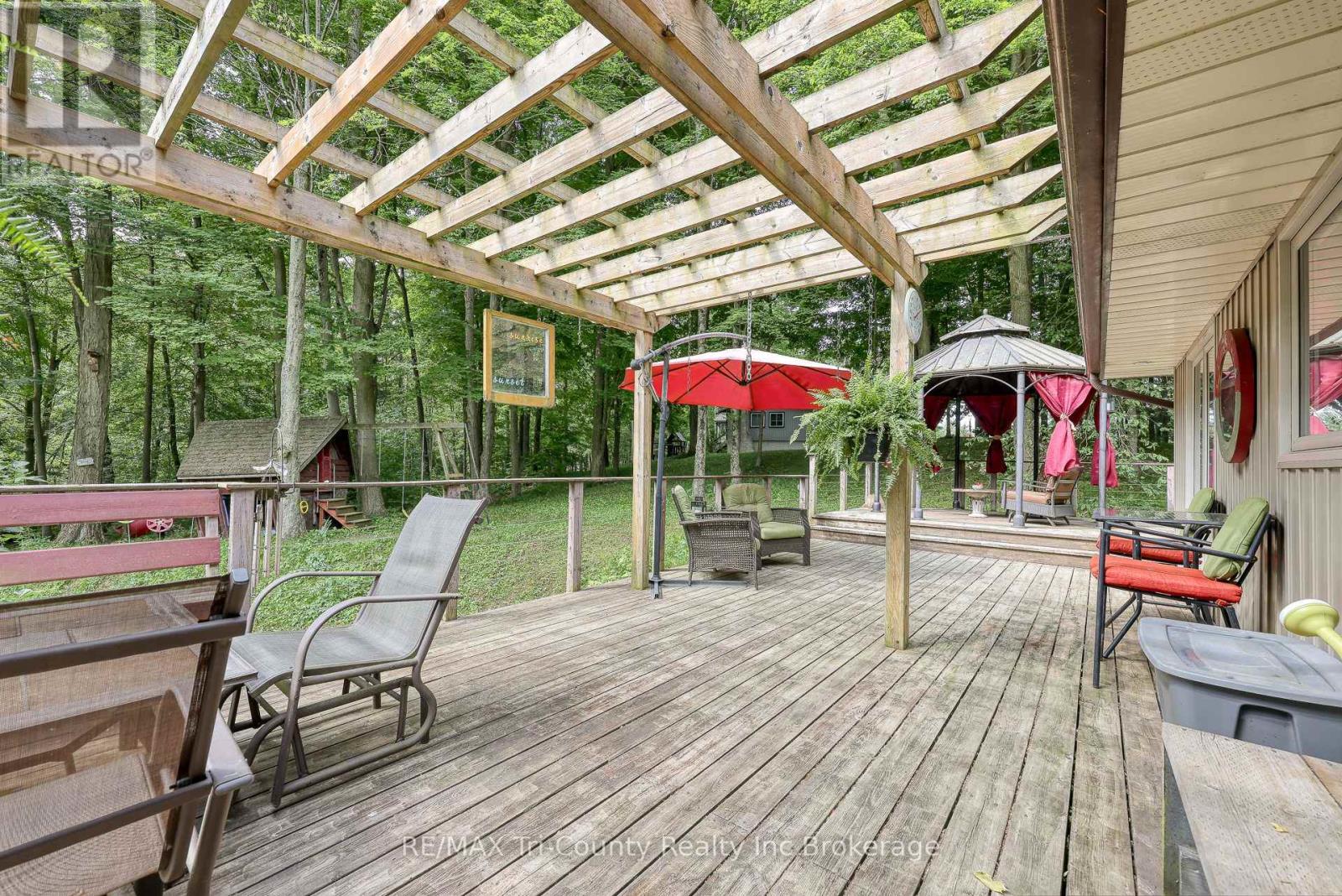 50 Rokeby Side Road, Norfolk, Ontario  N4G 4G7 - Photo 12 - X12230402