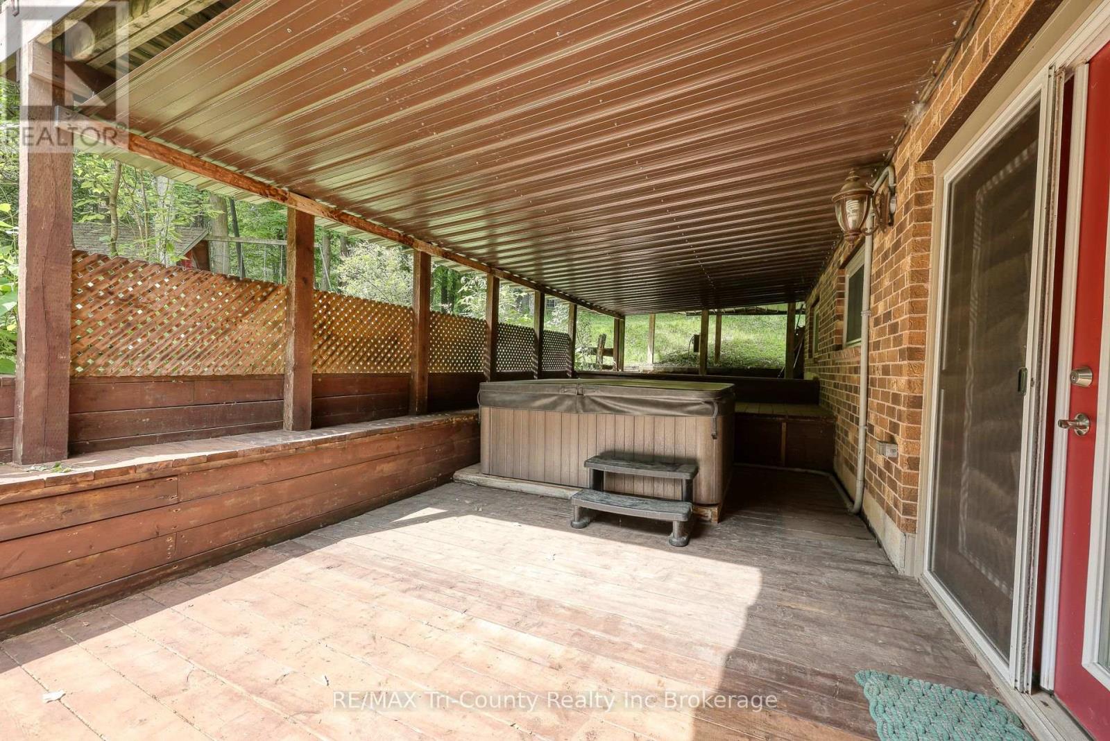 50 Rokeby Side Road, Norfolk, Ontario  N4G 4G7 - Photo 17 - X12230402