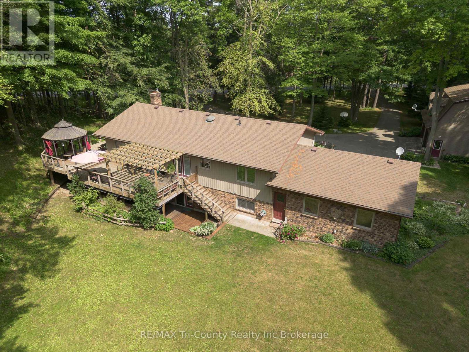 50 Rokeby Side Road, Norfolk, Ontario  N4G 4G7 - Photo 3 - X12230402