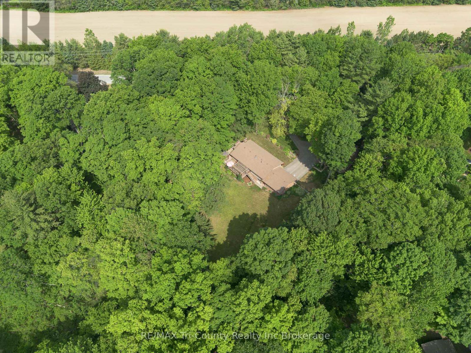 50 Rokeby Side Road, Norfolk, Ontario  N4G 4G7 - Photo 6 - X12230402