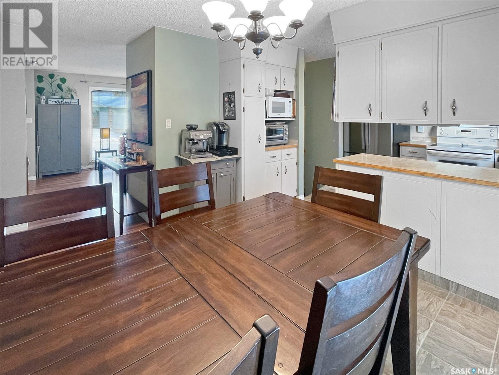 434 Colonel Otter Drive, Swift Current, Saskatchewan  S9H 4P6 - Photo 7 - SK993190
