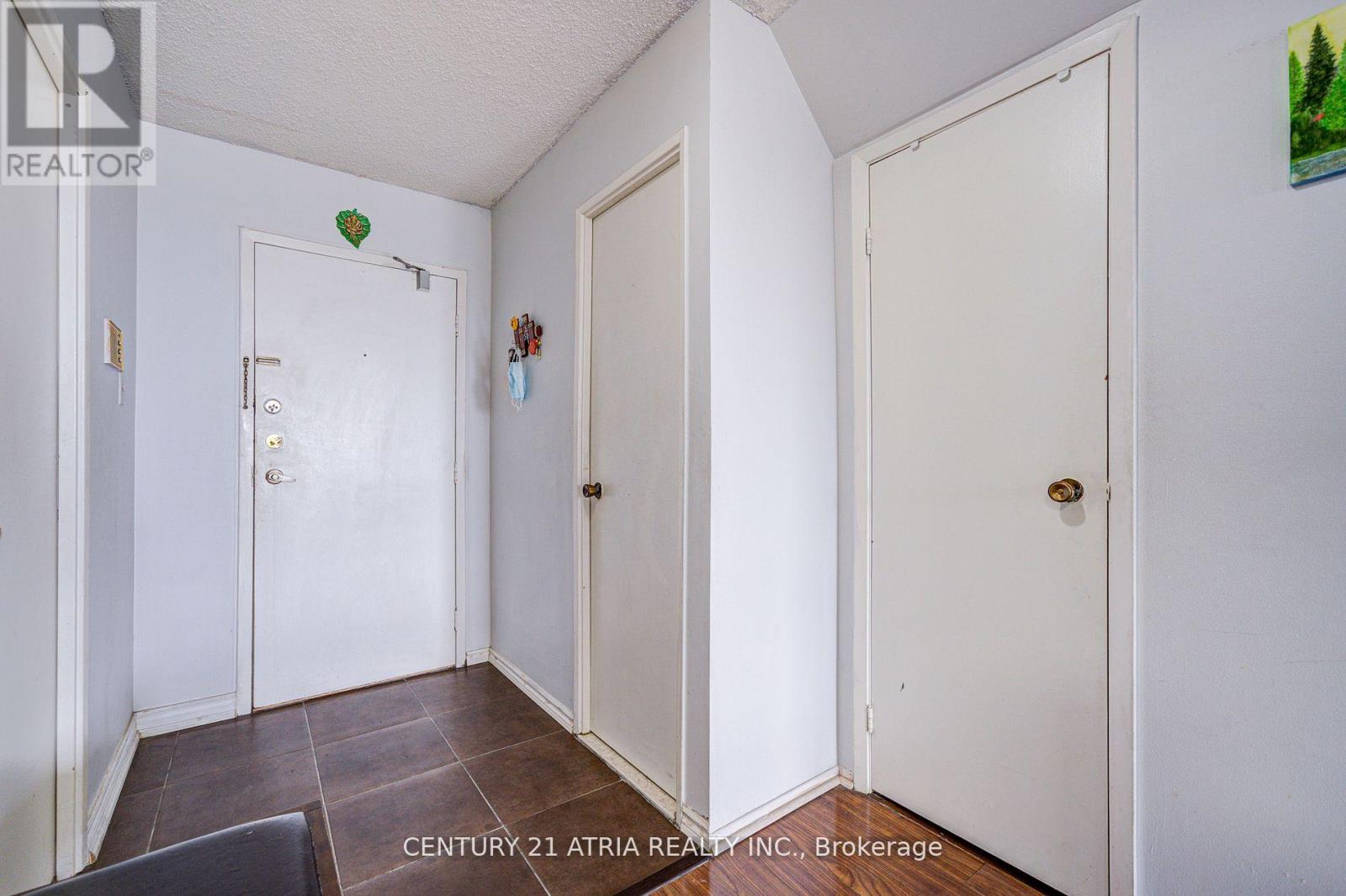 326 - 4005 Don Mills Road, Toronto (Hillcrest Village), Ontario  M2N 3J9 - Photo 10 - C12230372