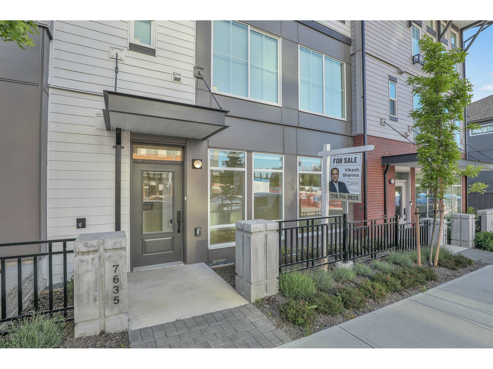 Property at 2 7635 198B STREET image 3
