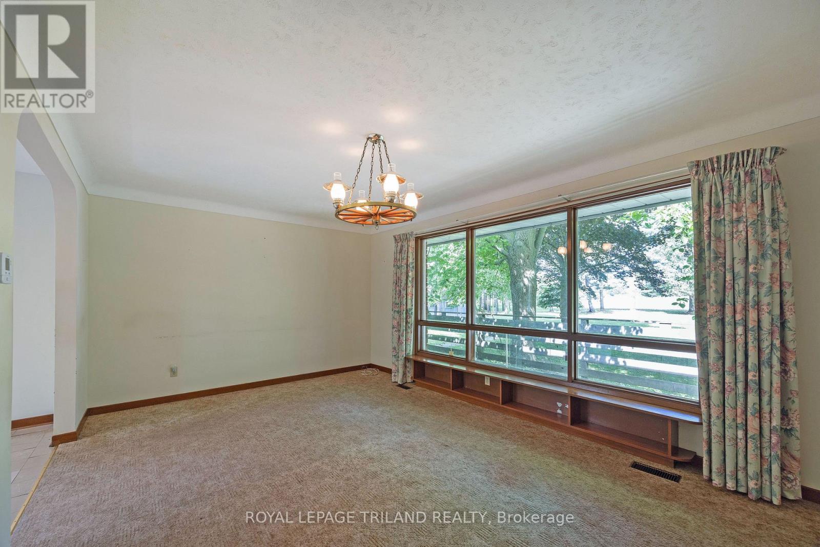 39339 Bush Line, St. Thomas, Ontario  N5P 3S9 - Photo 26 - X12230536